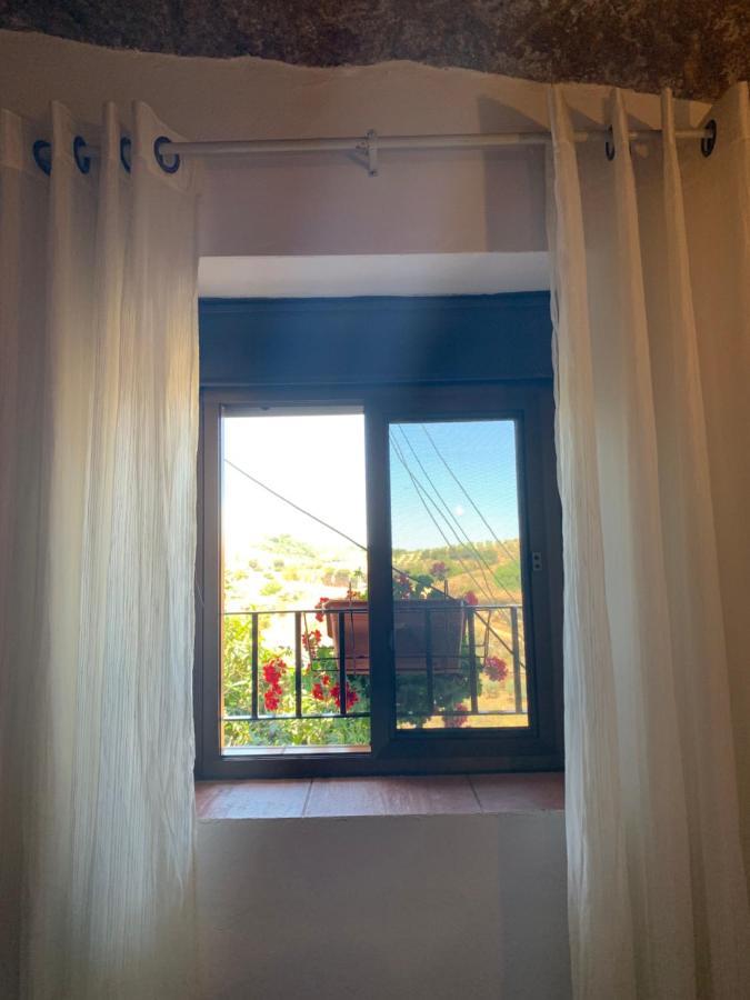 Casa Cueva "Las Calcetas" Guest House Setenil De Las Bodegas ภายนอก รูปภาพ