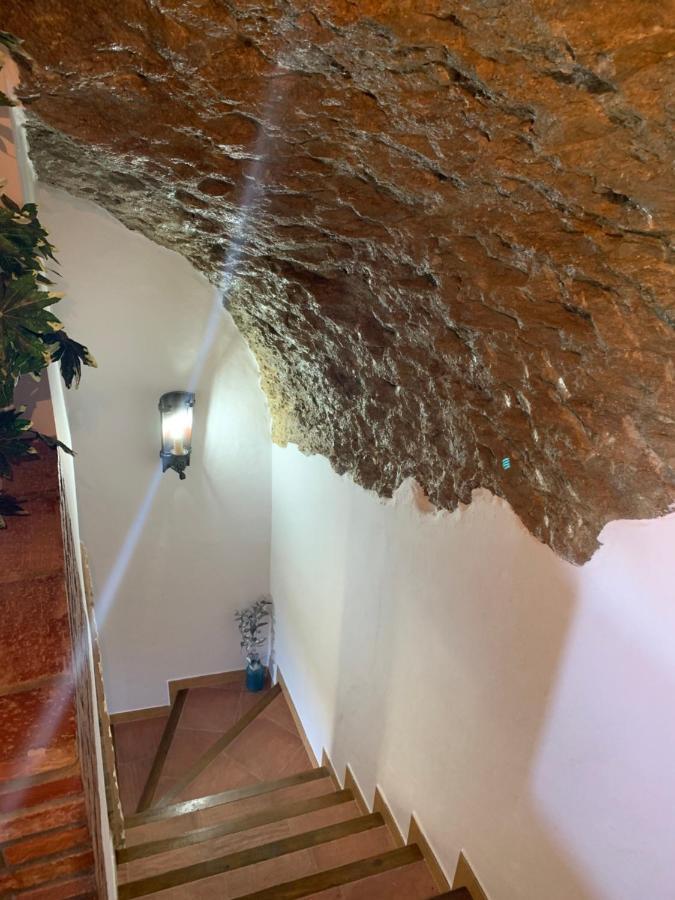 Casa Cueva "Las Calcetas" Guest House Setenil De Las Bodegas ภายนอก รูปภาพ